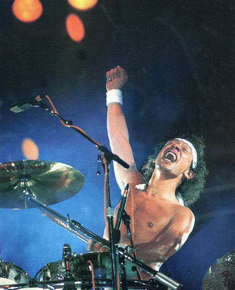 Alex Van Halen - DRUMMERWORLD