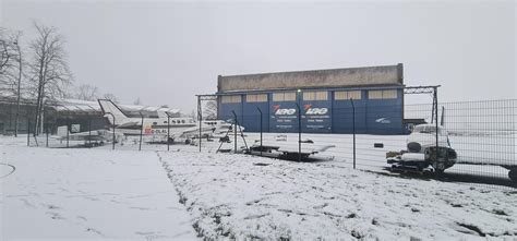 Cranfield airport covered with snow : r/aviation