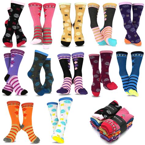 TeeHee Women's Value 12-Pack Fun Crew Socks (Snowflake) - Walmart.com