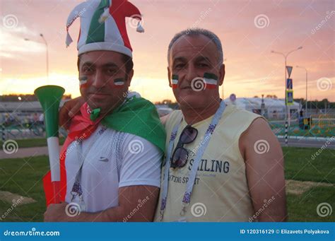 Football fans of Iran editorial stock image. Image of sony - 120316129