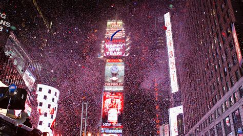 Times Square New Year's Eve Ball Drop 2023 | NY Latin Culture