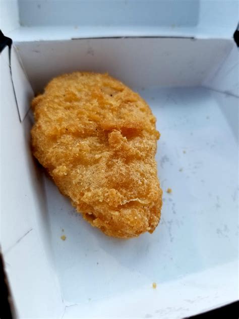 My chicken nugget has a face : r/mildlyinteresting