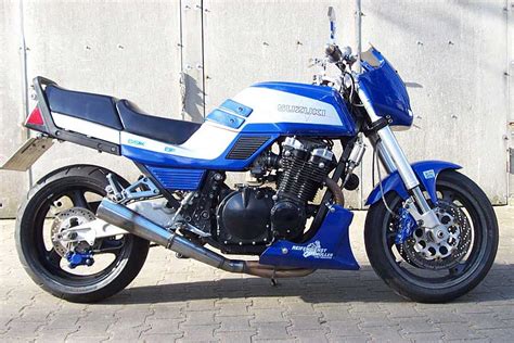 Suzuki Suzuki GSX 1100 EF - Moto.ZombDrive.COM