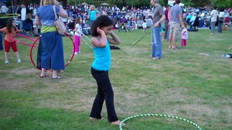 Acrobatic Hula Hoop Trick - YouTube