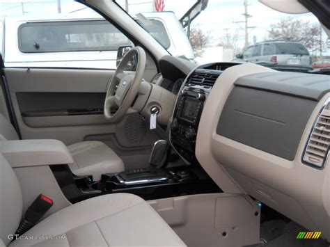 Stone Interior 2010 Ford Escape Hybrid Limited 4WD Photo #58380417 ...