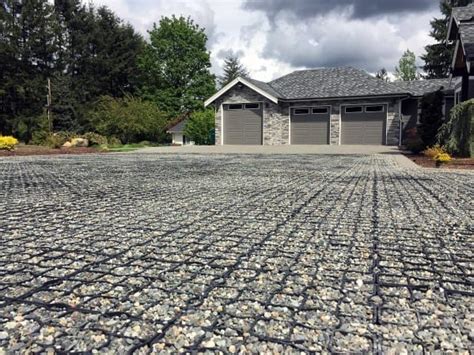 Top 60 Best Gravel Driveway Ideas - Curb Appeal Designs