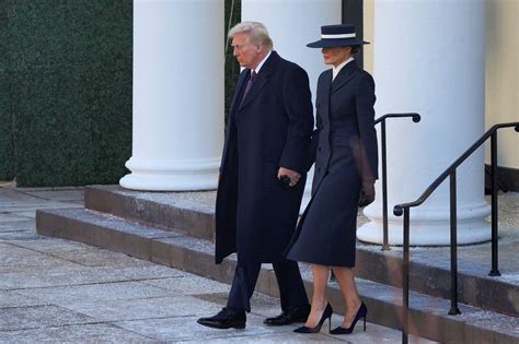 Melania Trump’s boater-style hat and other key inauguration looks | CNN