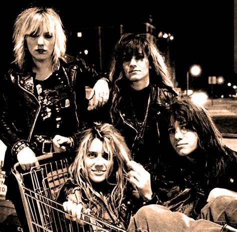 L7 - Live At Norwich - 1992 - Past Daily Soundboard