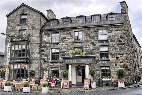 THE ROYAL SHIP HOTEL - Updated 2022 Reviews (Dolgellau)