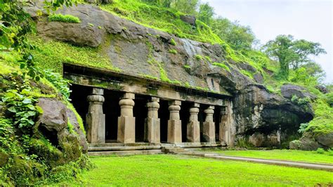 Elephanta Caves - History, Facts, Location, Built By, Entry Fee | Adotrip