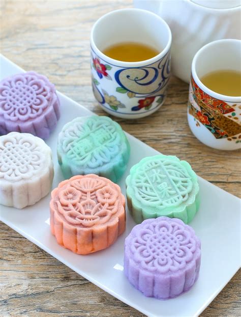 Snow Skin Mooncakes - Kirbie's Cravings