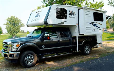 TCM EXCLUSIVE: 2018 Eagle Cap 811 - Truck Camper Magazine