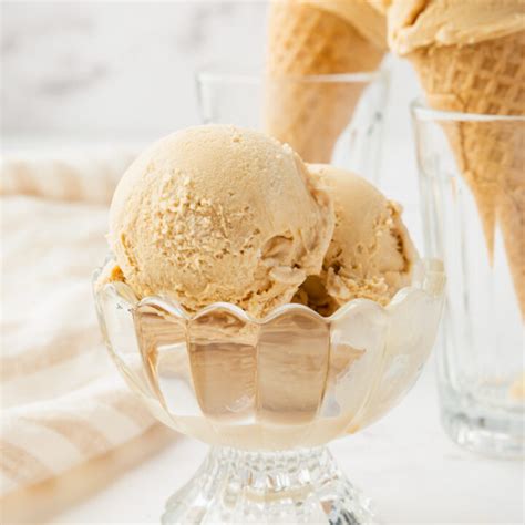 Easy Caramel Ice Cream Recipe - Ice Cream From Scratch