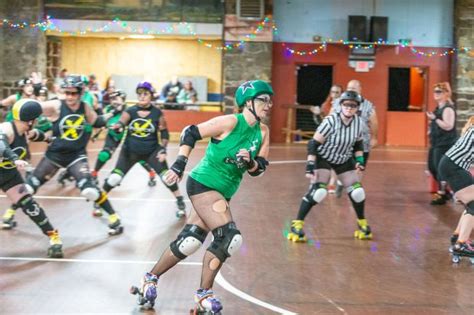 MAKING POTTSTOWN SKATE AGAIN: Rockstar Roller Derby takes over lease of Ringing Rocks Roller ...