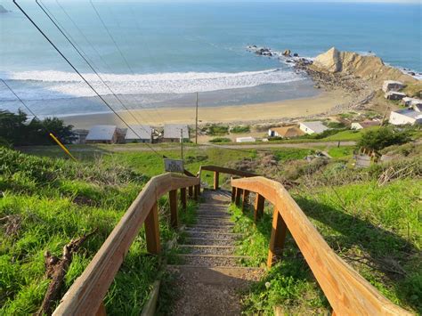 Shelter Cove Beach, Pacifica, CA - California Beaches