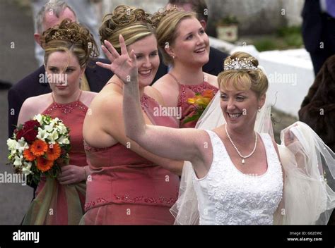 Daniel odonnell wedding bride hi-res stock photography and images - Alamy