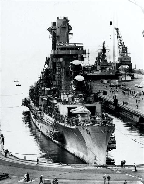 USS Chicago (CG-11) at Hunters Point Naval Shipyard, San Francisco ...