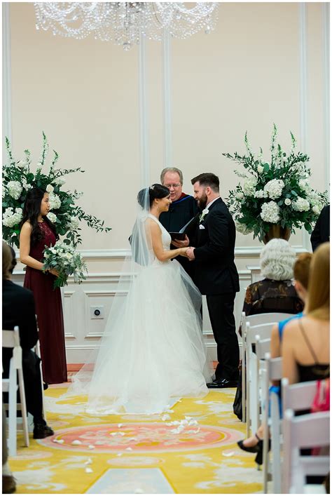 The Carolina Inn Wedding | Burgundy Wedding