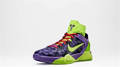 Nike Basketball introduces Christmas colors - Nike News