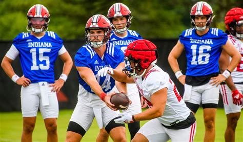 Indiana Football Position Preview: Quarterbacks Jack Tuttle, Connor Bazelak