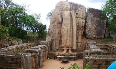 Somapura Mahavihara Historical Facts and Pictures | The History Hub