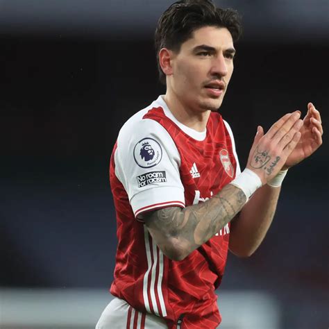 Hector Bellerin Considering Arsenal Exit - Complete Sports