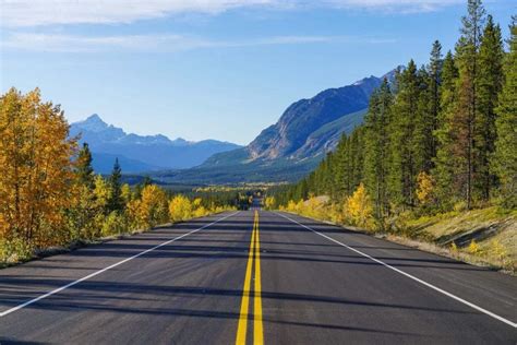 13 of the Best Canada Road Trips That Will Blow Your Mind - Must Do Canada