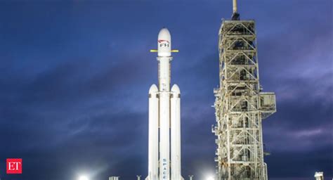 Tesla Roadster: SpaceX's new rocket Falcon Heavy will fly Tesla ...