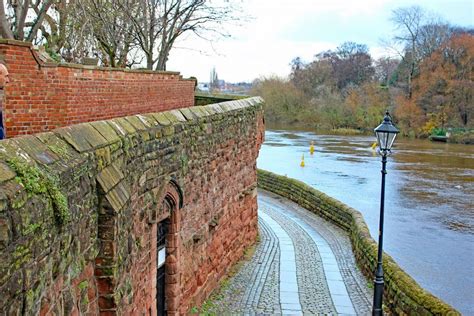 The Perfect Places for an Autumn Walk in Chester | Carman Friend