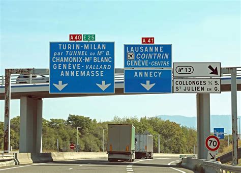 French Road Signs - MotorhomeFun