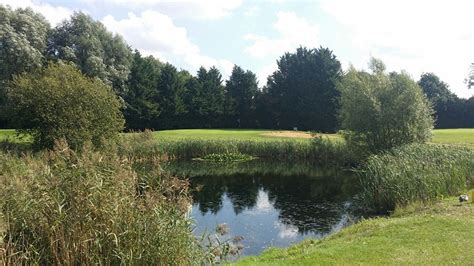 Wexham Park Golf Centre (Green) - Golf Course Information | Hole19