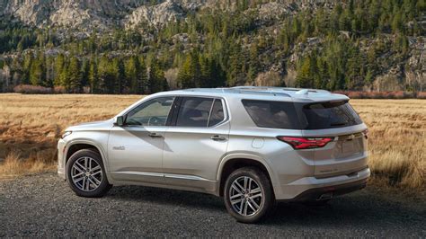 2022 Chevy Traverse Loses Its Base Trim, Raising Starting Price - Car in My Life