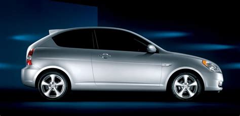 2010 Hyundai Accent News and Information - conceptcarz.com