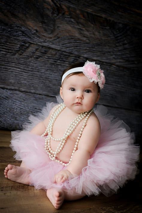 Baby Photoshoot Ideas Girl First Birthdays Tutus | Baby photoshoot girl, Baby girl photography ...