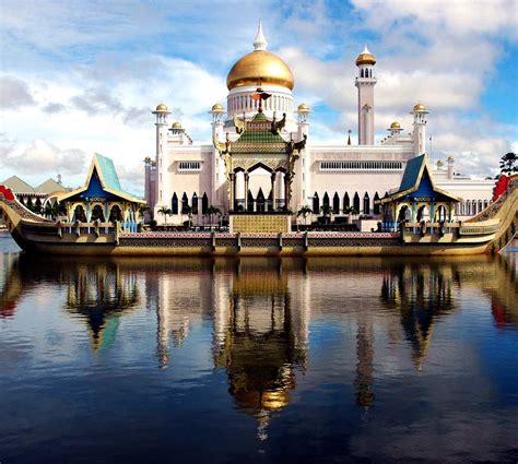 Photos of Brunei-Muara District: Images and photos