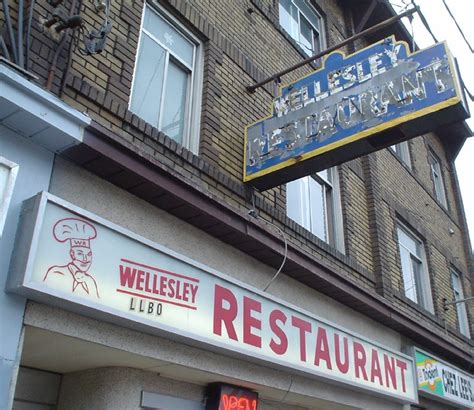 Wellesley Restaurant ¶ Personal Weblog of Joe Clark, Toronto