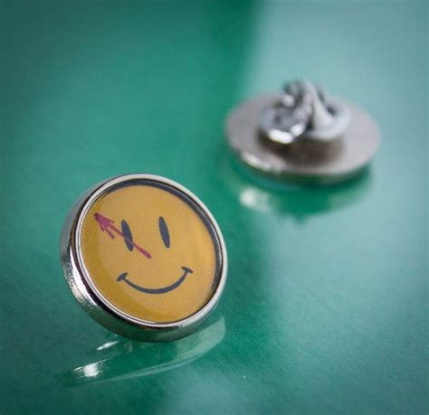 Watchmen Smiley Face Lapel/Tie Pin Badge | Pin badges, Watchmen smiley ...