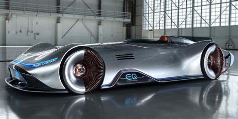 Conoce al esplendido Mercedes-Benz EQ Silver Arrow Concept - Motor y Racing