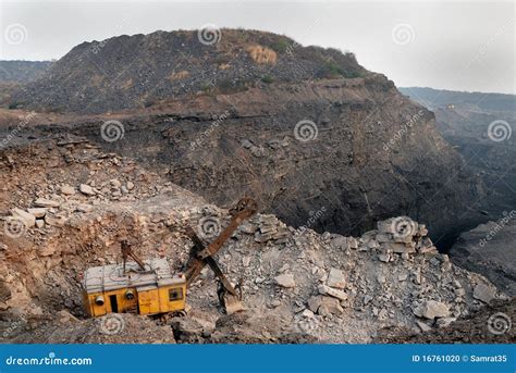 Coal Mines In India Editorial Image - Image: 16761020