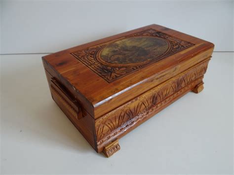 20++ Antique Wooden Jewelry Box With Mirror - HOMYHOMEE