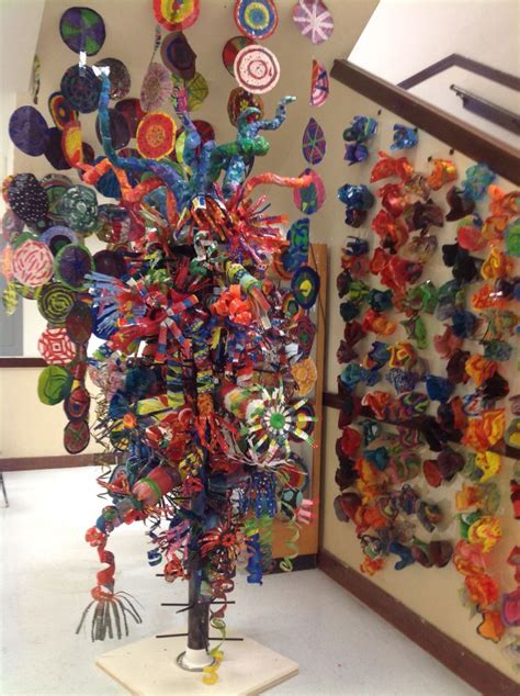 Middle school Chihuly inspired installation. Students painted recycled ...