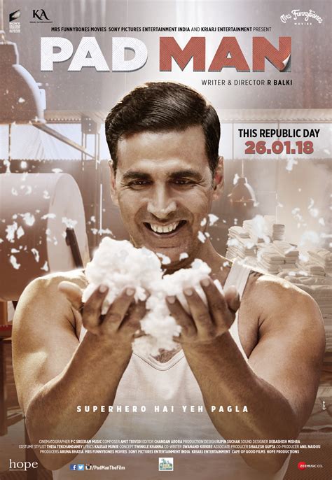 Sonam Kapoor & Akshay Kumar Show What Friends Are Really For In New Pad ...