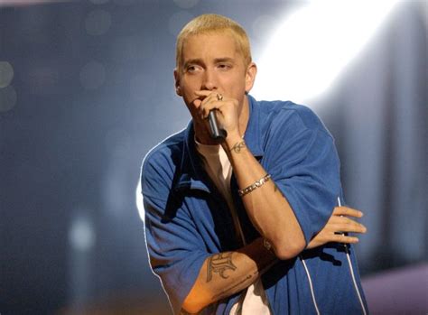 Eminem Haircut - Rapper's Hairstyle - Men's Hairstyles & Haircuts X