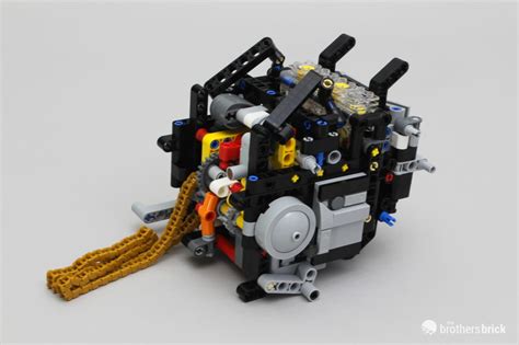 LEGO Technic 42130 BMW M 1000 RR Review-12 - The Brothers Brick | The Brothers Brick