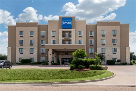 Rodeway Inn & Suites Hillsboro, TX - See Discounts