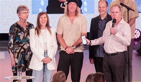 Hillsong Church Names New Leaders to Replace Brian and Bobbie Houston