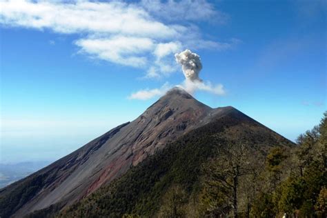 Geology for Global Development | Images of Guatemala (1) – Volcan de Fuego