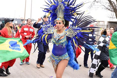 PICTURES: 2019 Soulard Mardi Gras part 3 | FOX 2