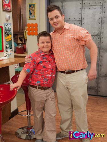 Gibby! And Guppy!! I wonder if they are acually related | Icarly and victorious, Icarly, Gibby ...