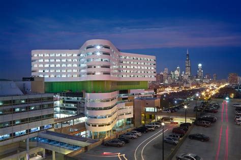 Rush University Medical Center, Chicago; designed by Perkins+Will Grad School, Medical School ...